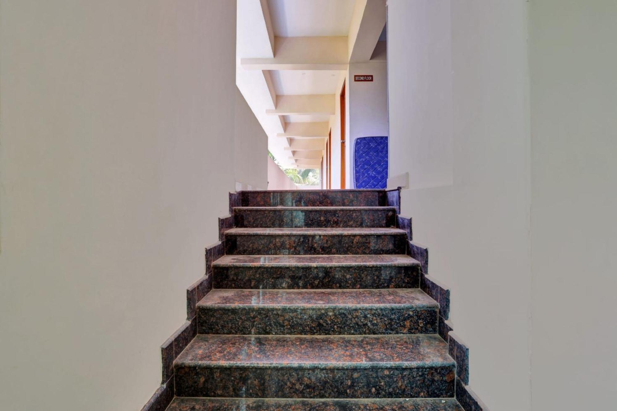 Hotel O Family Castle Inn Collection O Thiruvananthapuram Dış mekan fotoğraf